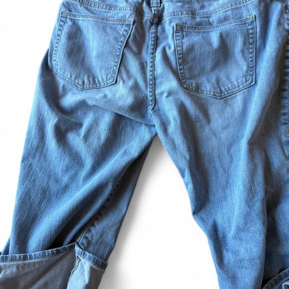 Women's Light Blue Old Navy Cuffed Capri Denim Jeans 16 - EUC - Picture 6 of 6